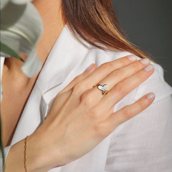 14k solid gold heart ring size 7 perfect gift trendy ring - Picture 4 of 6